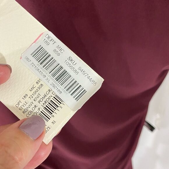 NWT Alex Marie V Neck Plum Color Top - Picture 9 of 10